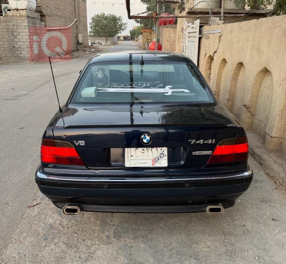 بي ام دبليو الفئة 7